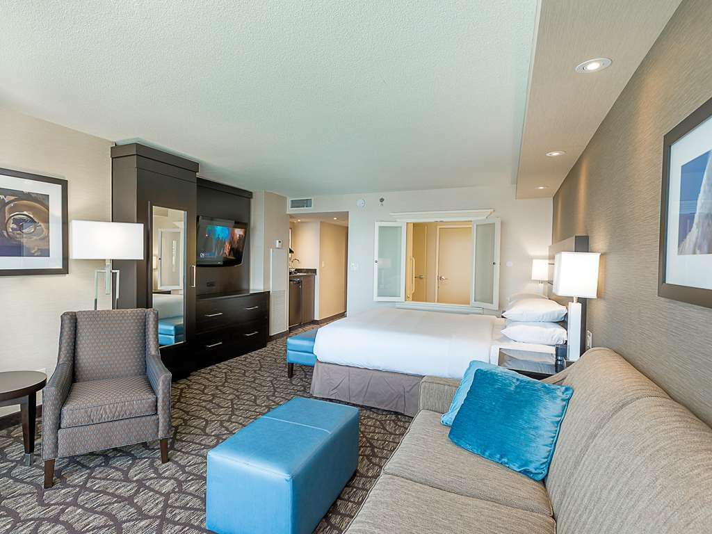 Embassy By Hilton Falls/ Fallsview Hotel 4*